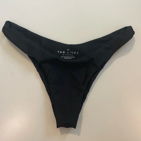 Tan Lines by Sivan Ayla black bottoms - Picture 1 of 3